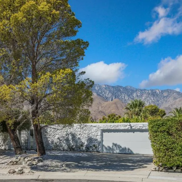 Former Steve McQueen’s home, hotel v destinaci Palm Springs