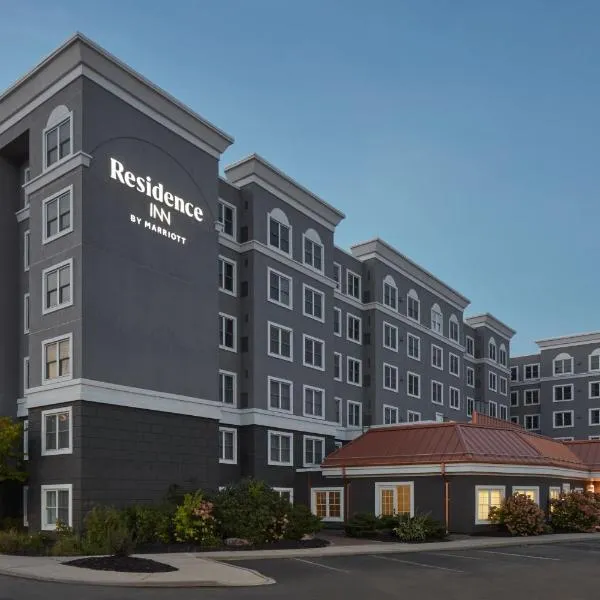 Residence Inn by Marriott Mississauga-Airport Corporate Centre West, viešbutis mieste Malton