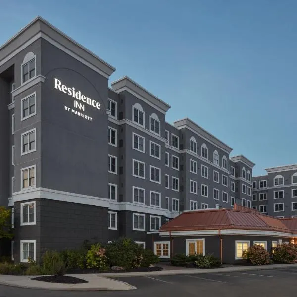 Residence Inn by Marriott Mississauga-Airport Corporate Centre West, viešbutis mieste Misisoga