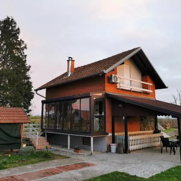 Kuća za odmor Bella, hotel in Opatovac