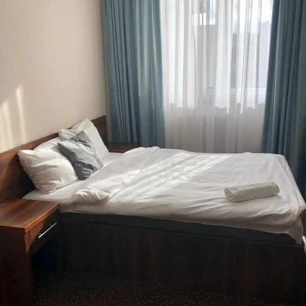 NOCLEGI Kolonia Wokulskiego 4, hotel v destinaci Svídnice