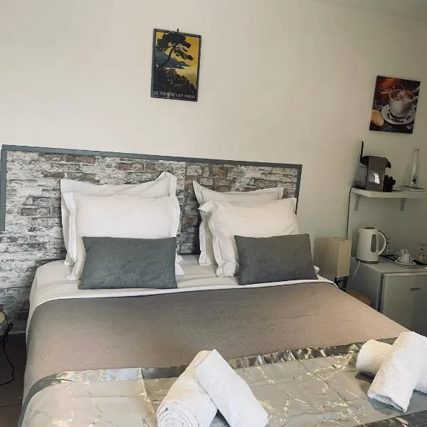 Hôtel U Passa Tempu, hotel v Corte