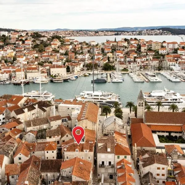 Villa Fontana, hotel in Trogir