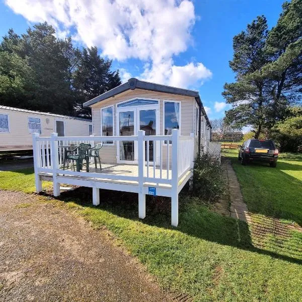 Stunning modern lodge, hotel in Port Seton
