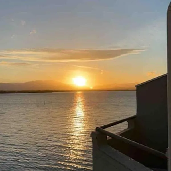 Appartement T2 dans jolie résidence avec piscine, hotel v destinácii Le Barcarès