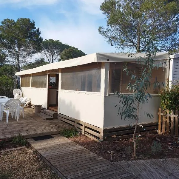 Mobil home à louer dans camping des cigales le muy 5 étoiles, hotel v destinaci Le Muy