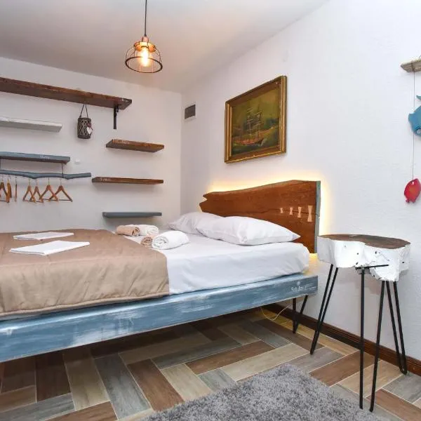 Guest House Amfora, hotel in Budva