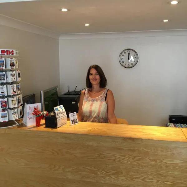 فندق ملبورن هاوس، فندق في لندن