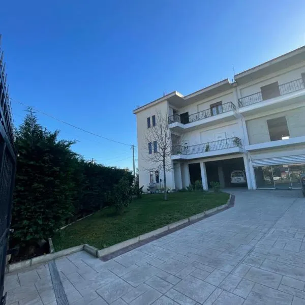Villa VSV: Parking Spot+ View, hotel in Bathore