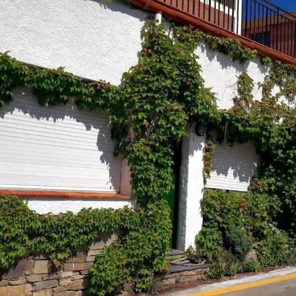 Casa Planta baja soleada con entrada independiente, hotel em Port de la Selva
