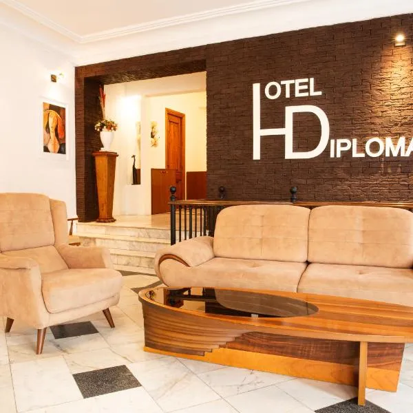 Hotel Diplomat, hotell i Agaraki