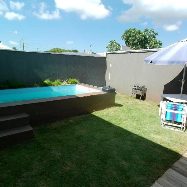 Casa aconchegante com piscina e bem localizada - Foto 4