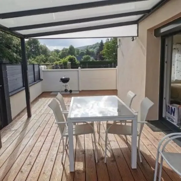 La petite maison, hotel em Monthermé
