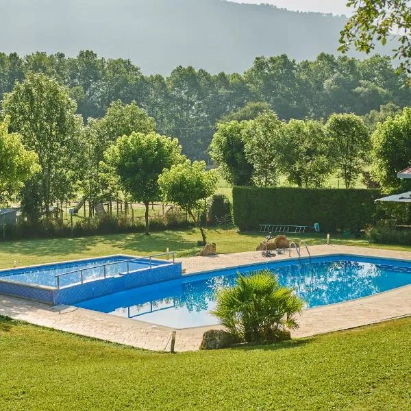HolaCamp Vall Natura, hotel v destinaci Sant Miquel de Campmajor