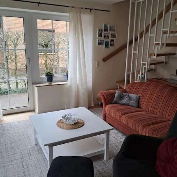 FeWo Nordsee Whng 3, hotel in Wangerland