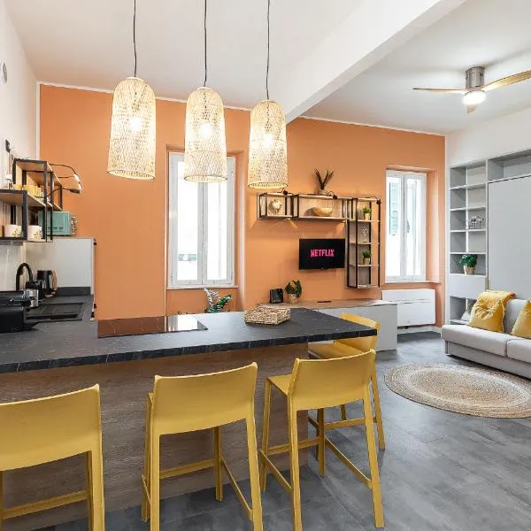 Loano centro Storico appartamento Loft con ParcheggioPrivatoGratuito, hotel v destinaci Loano