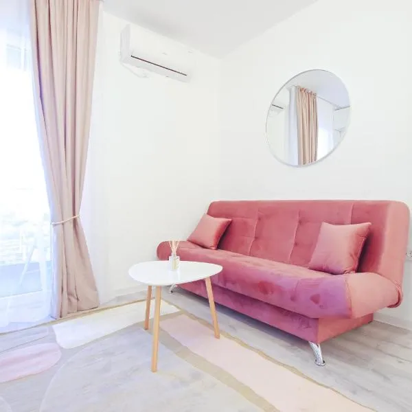 Bonnie & you - a pink meeting, hotel a Iaşi