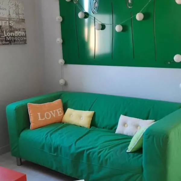 Studio situé centre ville, hotel in Parthenay
