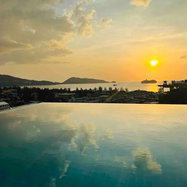 Alpaca Sky View Patong, hotel v destinaci Pláž Patong