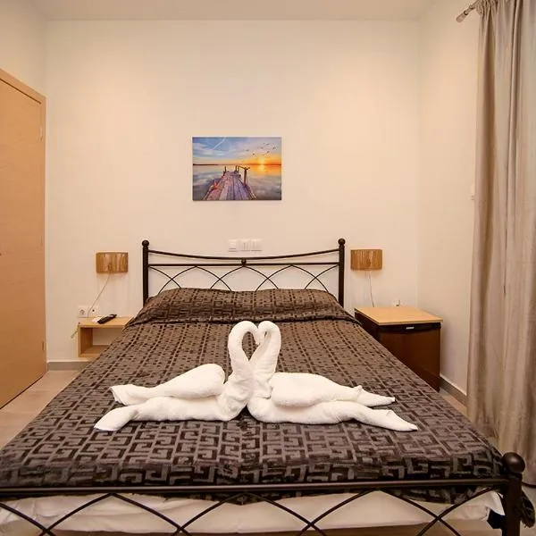 Karnagio Rooms – hotel w mieście Kyparissia