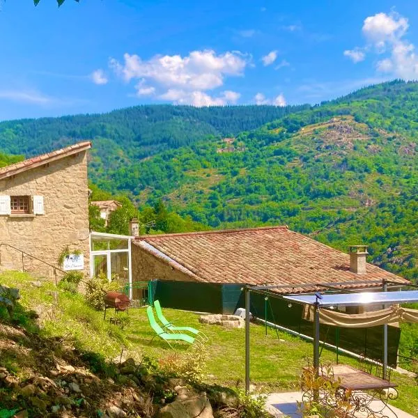 Gîte L'Eurasie, hotel v destinaci Asperjoc