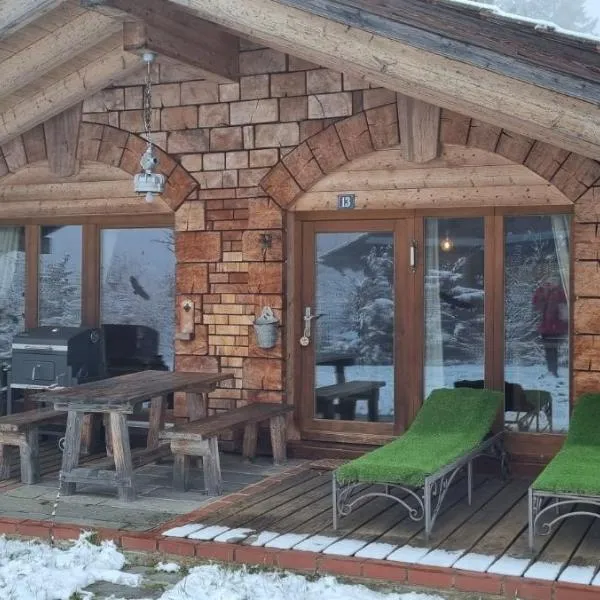 Casa Royal - Schönes Blockhaus mit Außensauna und beheizbarem Whirl-Pool, khách sạn ở Sankt Englmar