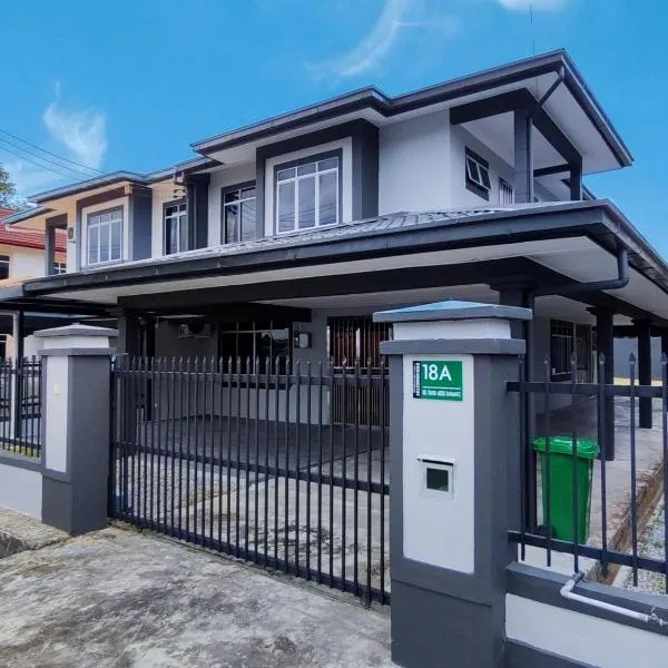 Sibu T1 Homestay, 4 Bedrooms, hotel v destinaci Sibu