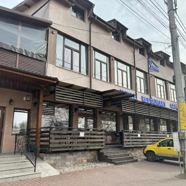 La Strada, hotel in Onești