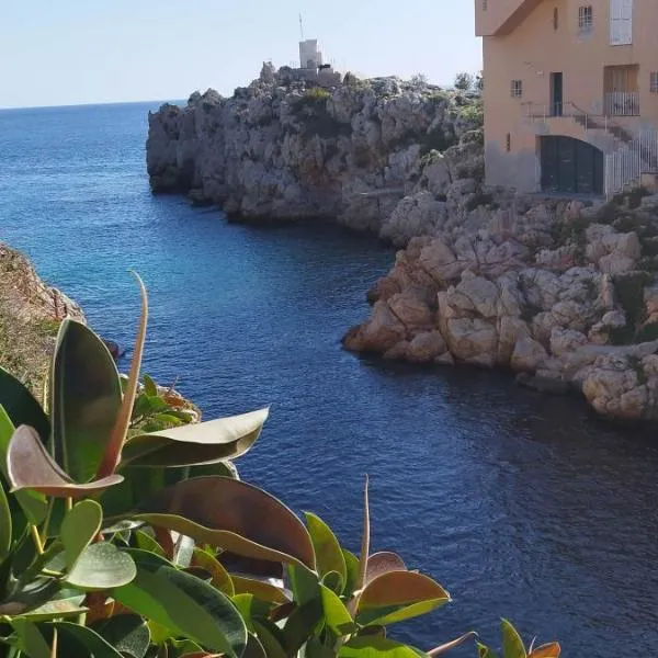 Le finestre sul mare, viešbutis mieste Santa Flavija