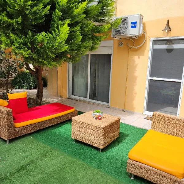 Breeze apartments- Nea plagia (garden), hotel v destinácii Nea Plagia