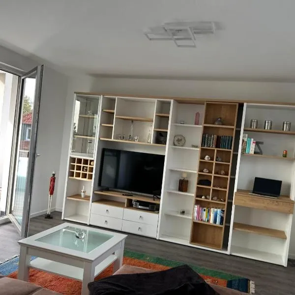 Exklusive Penthouse-Wohnung mit Blick über Marburg, hotel v destinaci Marburg an der Lahn