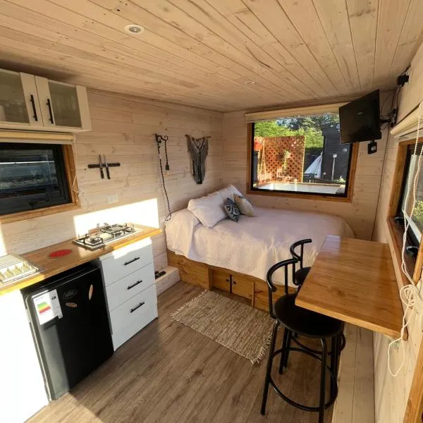 Viento Sur Pichilemu Tiny House con Mini Parrilla y opción de Hot Tub, hotel in Pichilemu