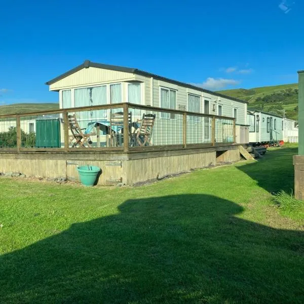 Cosy caravan Sunbeach, hotel v destinaci Llwyngwril