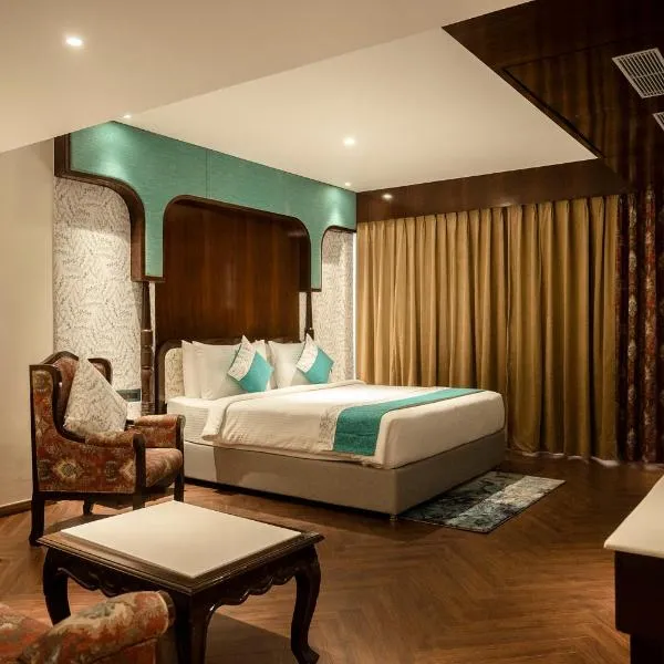 HOTEL LAKE VIEW, hotel v destinaci Baharampur