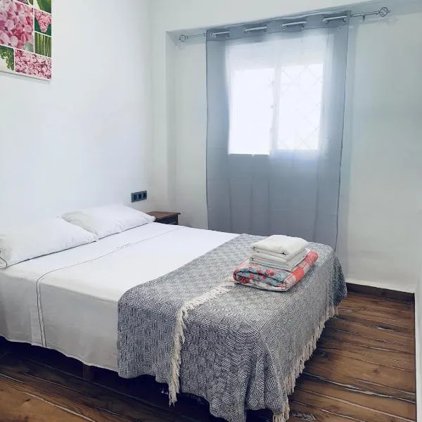 Estudios Murallas Merinies, khách sạn ở Ceuta