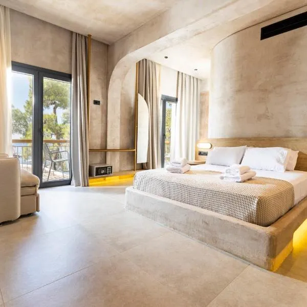 Medusa Luxury Suites, Hotel in Neos Marmaras