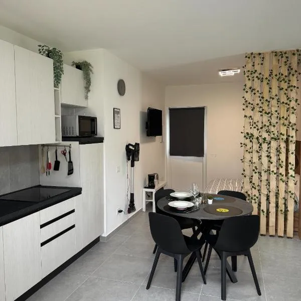 PROJECT APARTMENT LAZISE, hotel a Lazise