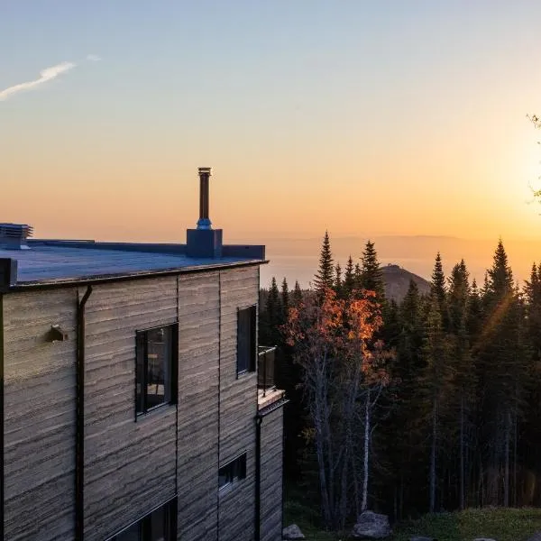 Les Chalets du Massif de Charlevoix, hotel v destinácii Petite-Rivière-Saint-Francois