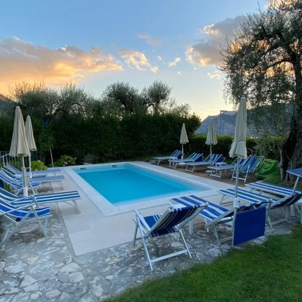 Villa Gaia appartamenti con piscina Seeblick, hotell Malcesines