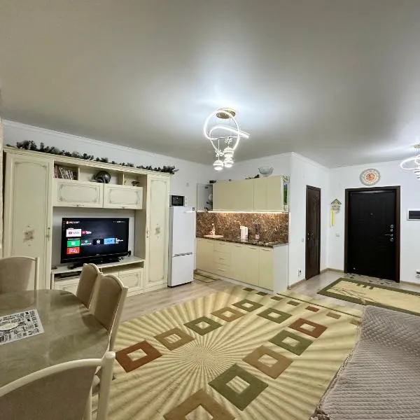 Raduga West 'Pearl' Apartment, hotel in Kosh-Kël'