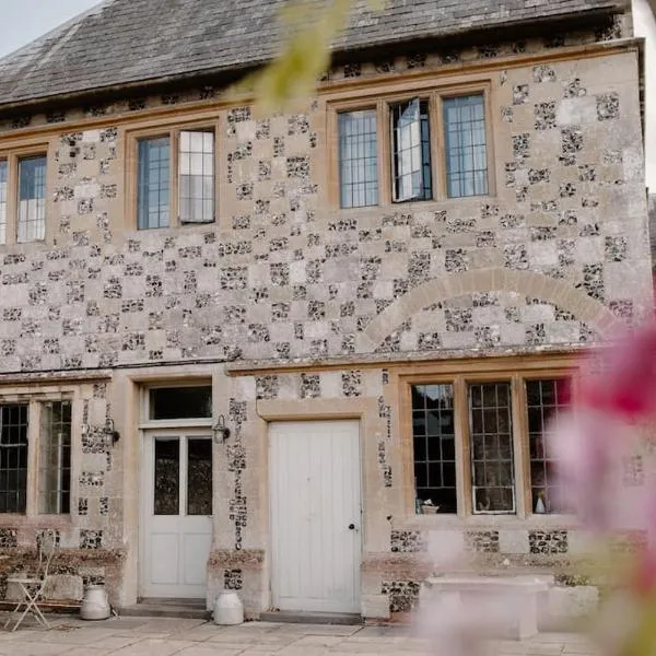 The Courtyard at Manor Estate near Stonehenge, hotel u gradu 'Salisbury'