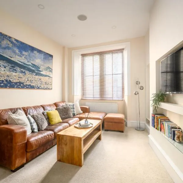 Stylish & Central 2BR Stockbridge Gem, hotel en Edimburgo