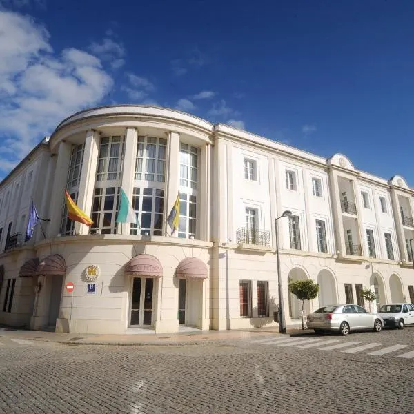 Hotel Castillo, hotel v destinaci Palma del Río