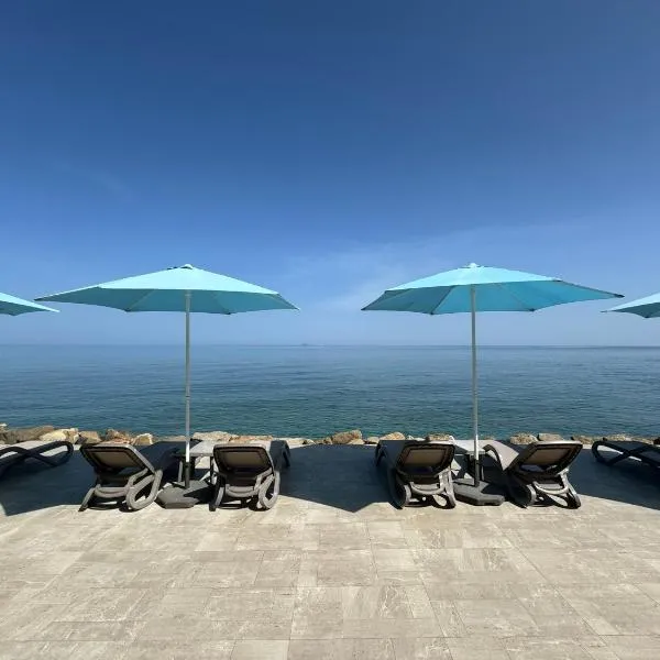High Life, hotel v mestu Kyrenia