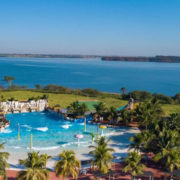 Grandes Lagos Resorts & Parque Aquático - Canal Oficial, hótel í Santa Clara dʼOeste