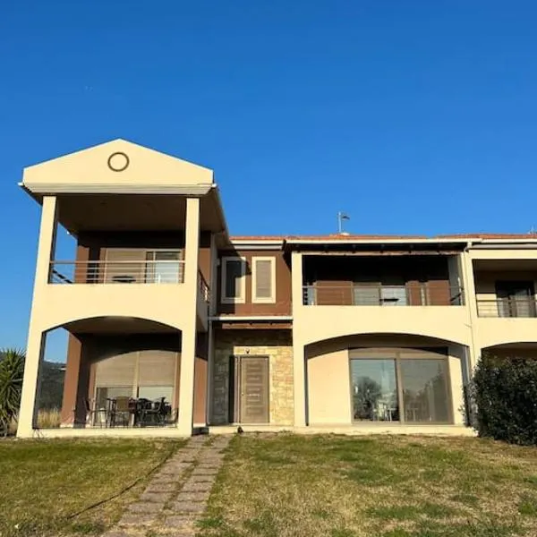 Villa Chiliadou, hótel í Chiliadou