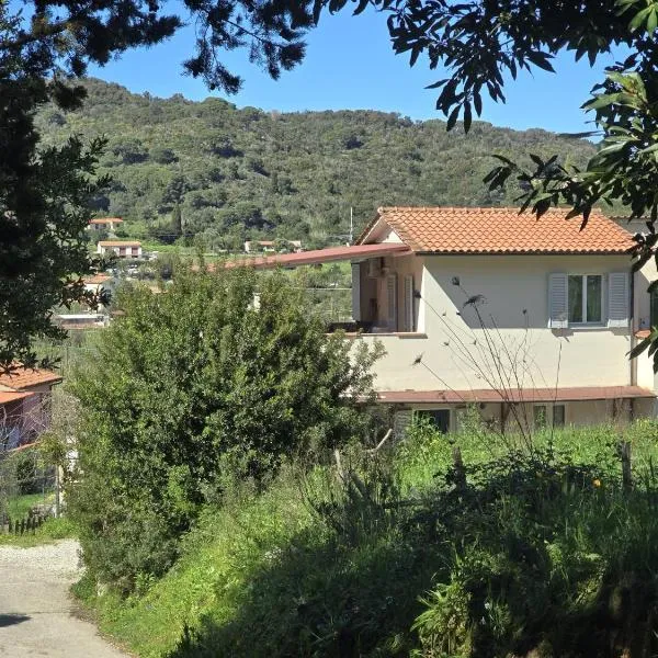 Chez Choucas Maison e Maisonette - Goelba, hotel v destinaci Portoferraio