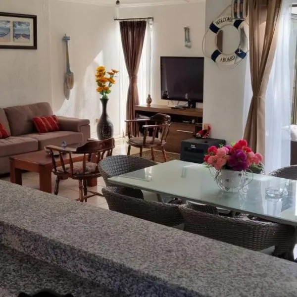 Casa Condominio Papudo Punta Puyai, hotel in Papudo