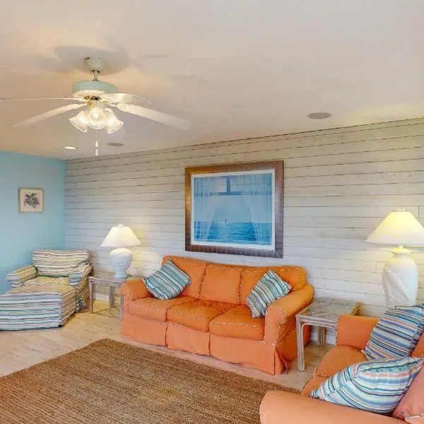 Home by the Sea, hotel a Surf City