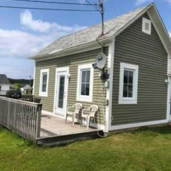 Experience Tranquility Cricket Field Offers Charming Retreat in Twillingatate, hotel v destinaci Twillingate